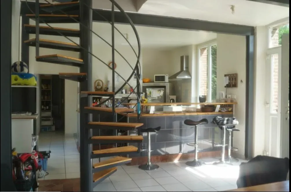 Room Rue de l'Église in Reuil-sur-Brêche