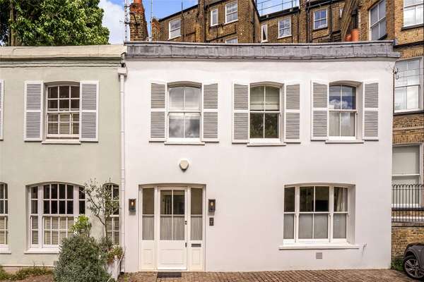House Lennox Gardens in Greater London