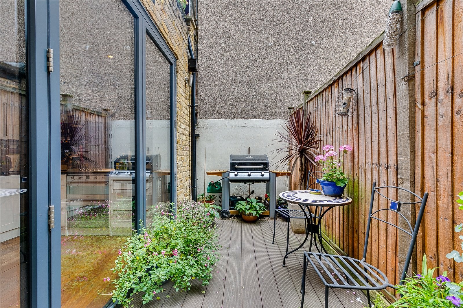 House Claxton Grove in Greater London