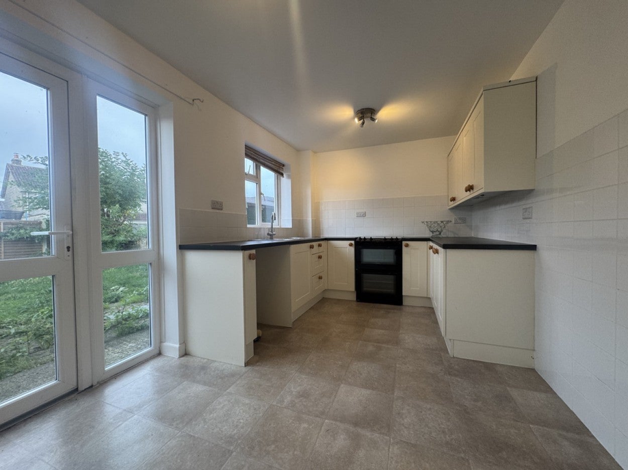 House Chancellor Close in Walton