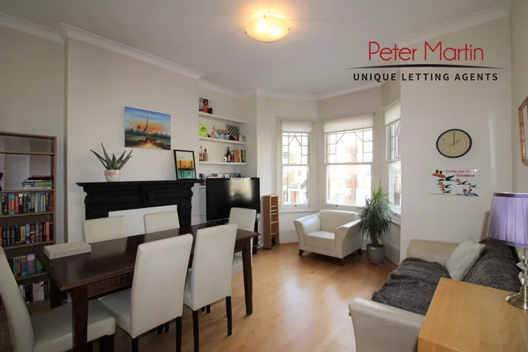 Flat Portsdown Mews in Greater London