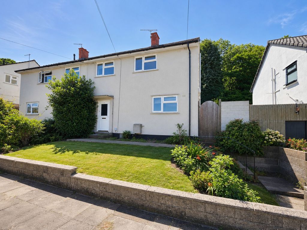 House Mancroft Avenue in Bristol