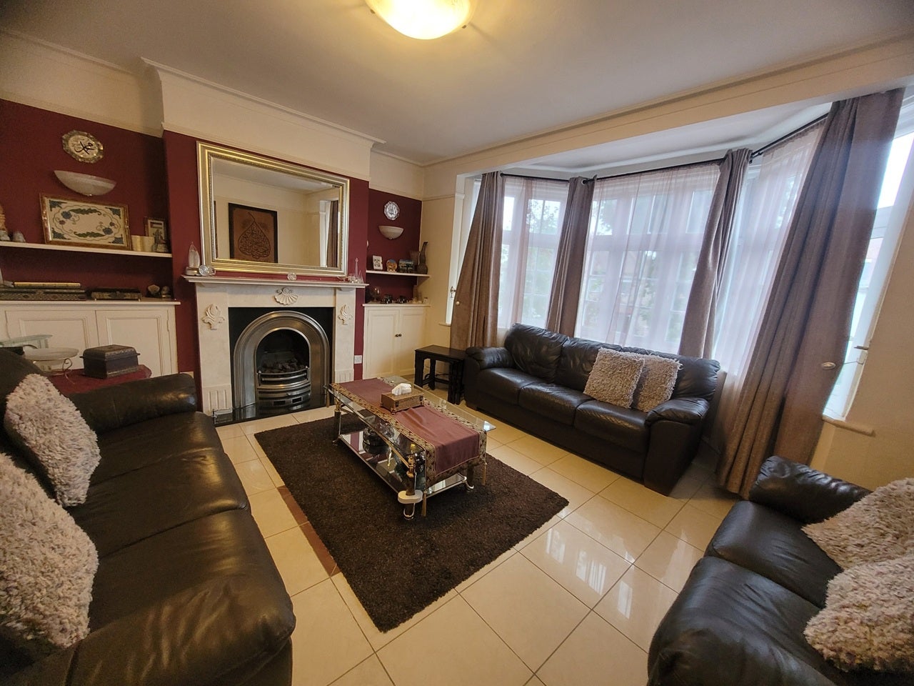 House Dollis Hill Avenue in Greater London