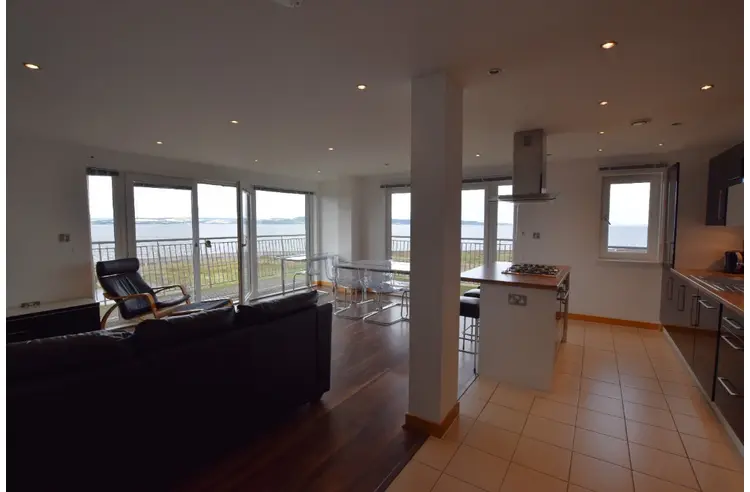 Flat Merlin Avenue in City of Edinburgh