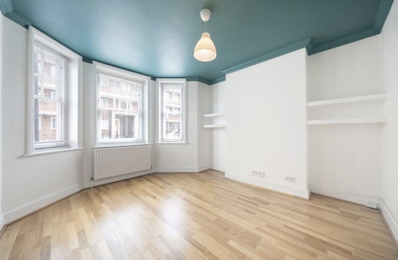 Room Allitsen Road in City of Westminster