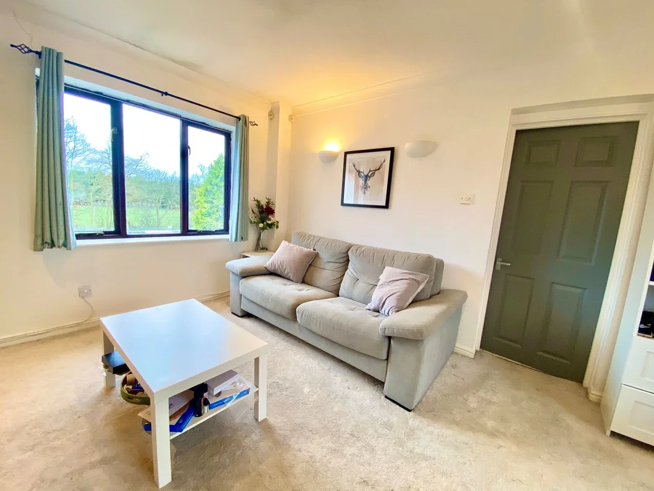 Flat Robina Close in Greater London