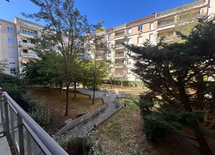Flat Rue d'Essling in Lyon