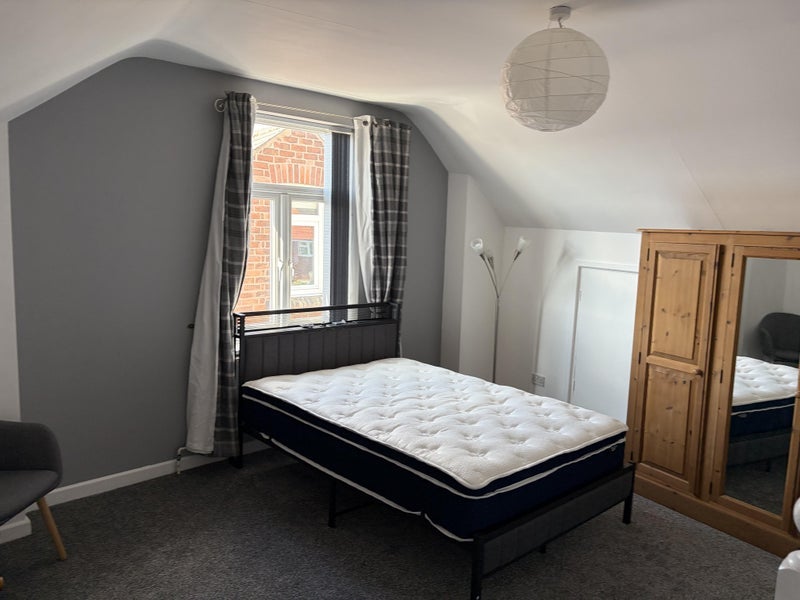 Room Furlong Street in Nottingham