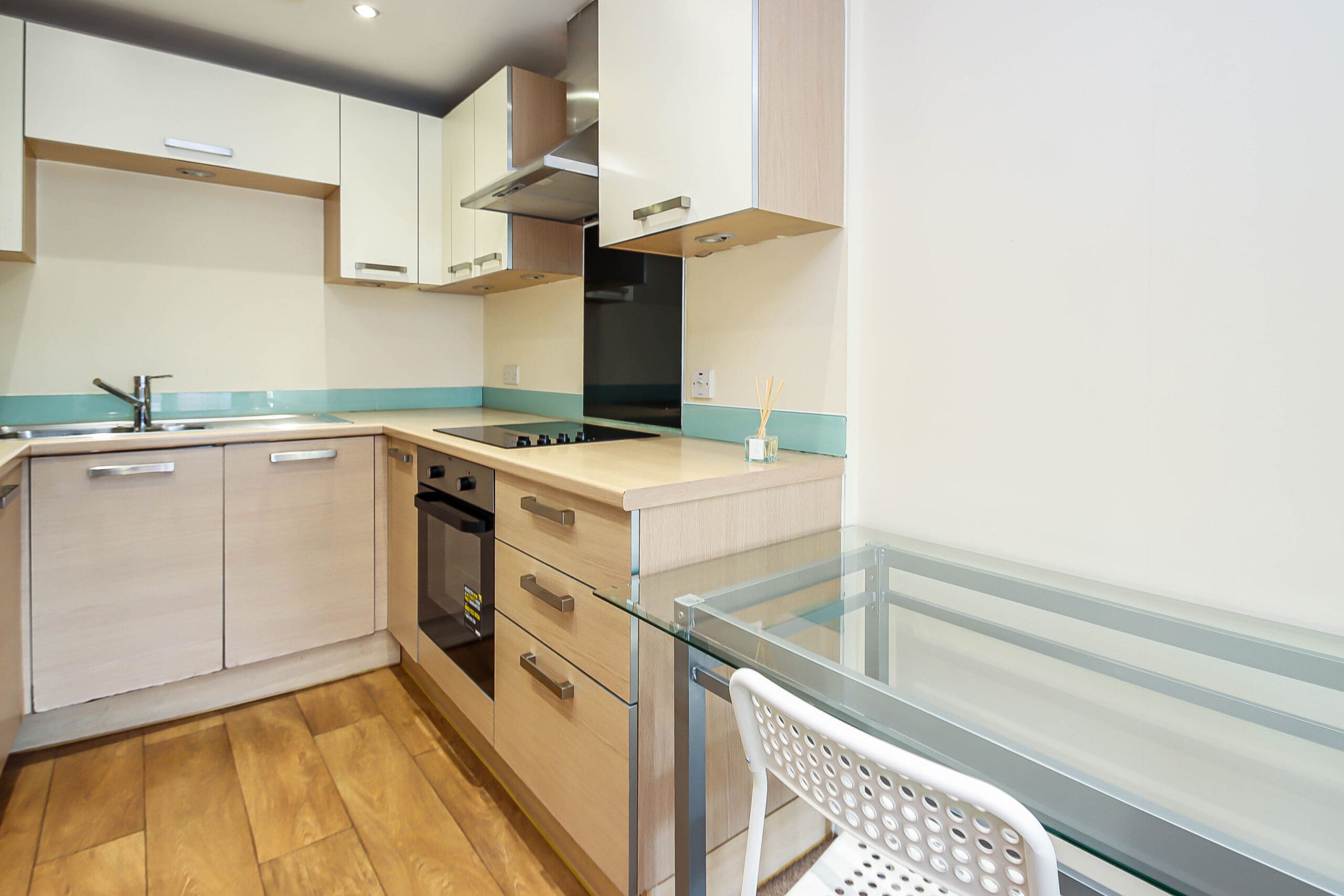Flat Stretford Road in Trafford