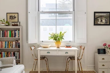 Flat Moreton Street in City of Westminster