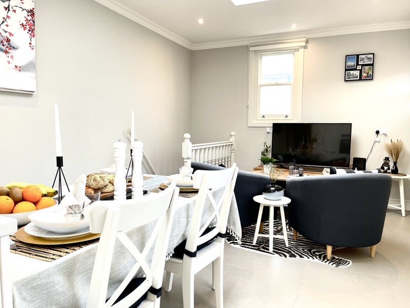 Room Bollo Bridge Road in Greater London