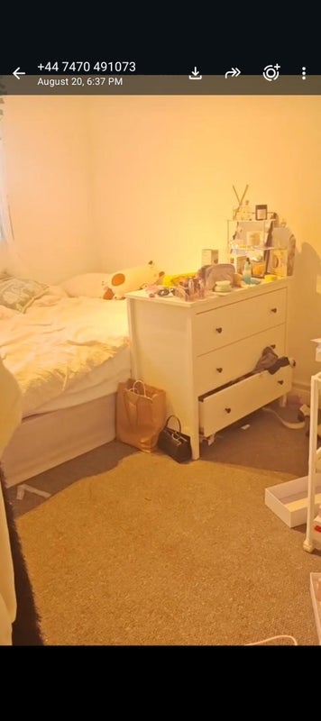 Room Pancras Road in Greater London