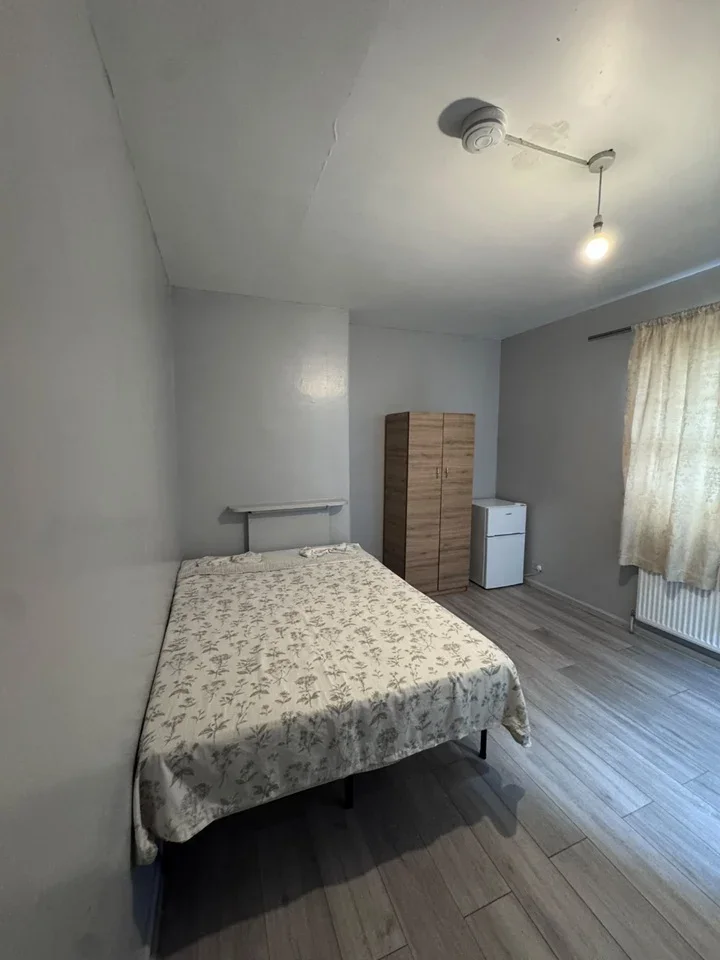 Room Gospatrick Road in Greater London