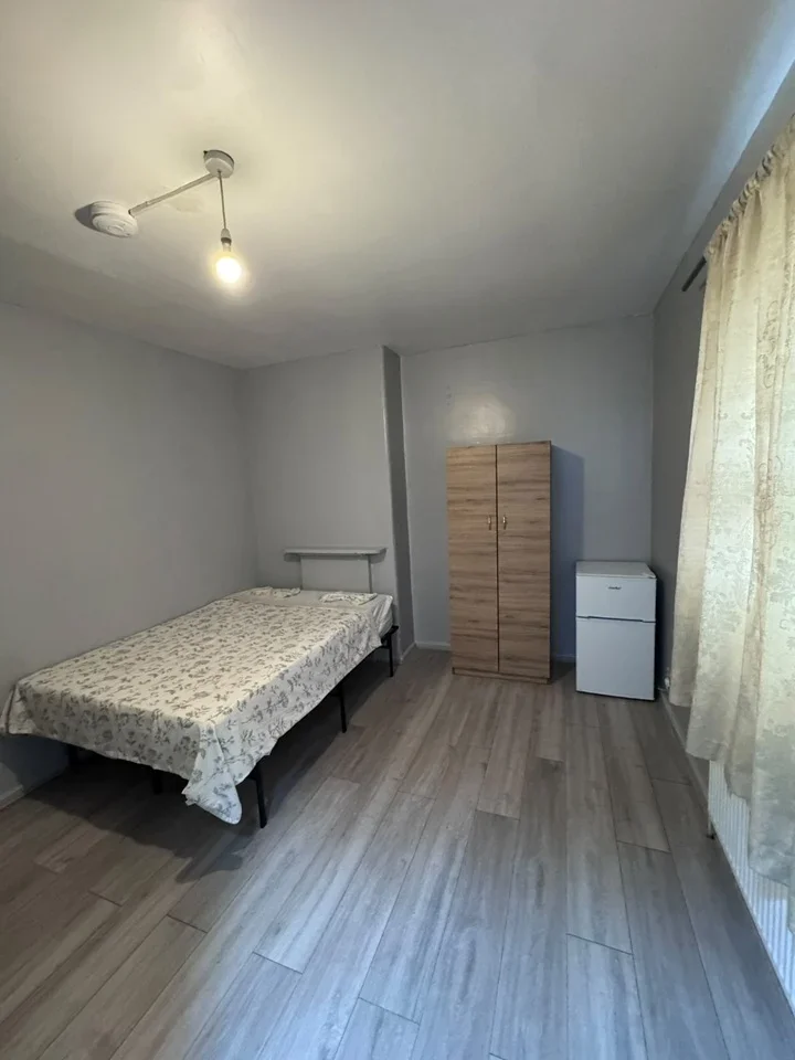 Room Gospatrick Road in Greater London