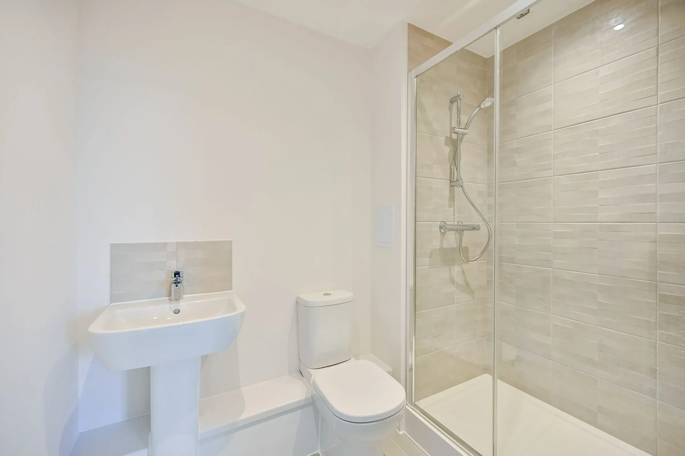Flat Powdermill Close in Greater London