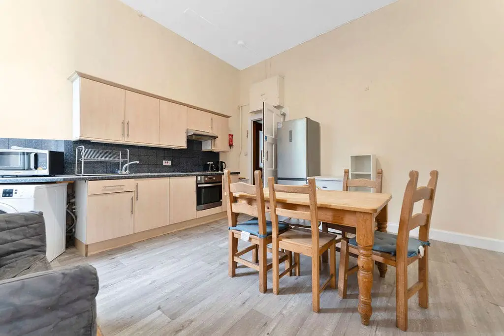 Room Bruntsfield Place in City of Edinburgh