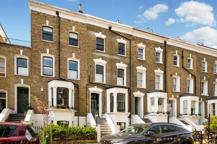 Flat Aberdeen Road in Greater London