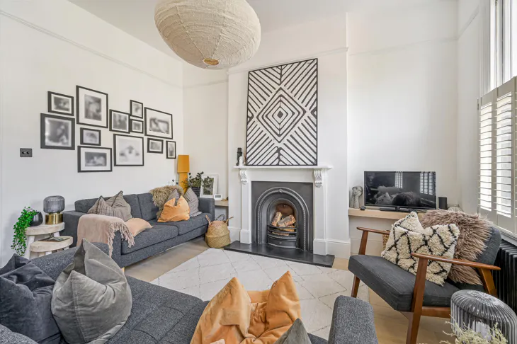 Flat Aberdeen Road in Greater London