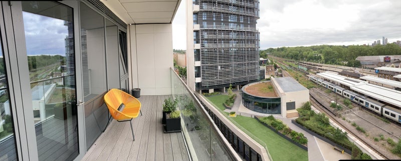 Room City North Place in Greater London