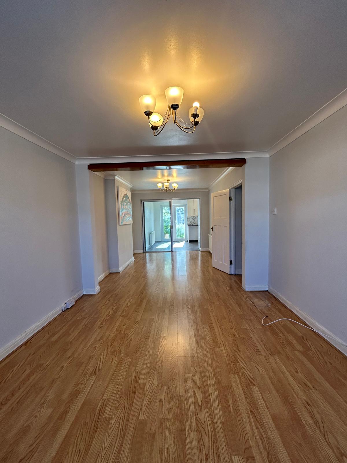 Flat Tintern Way in London