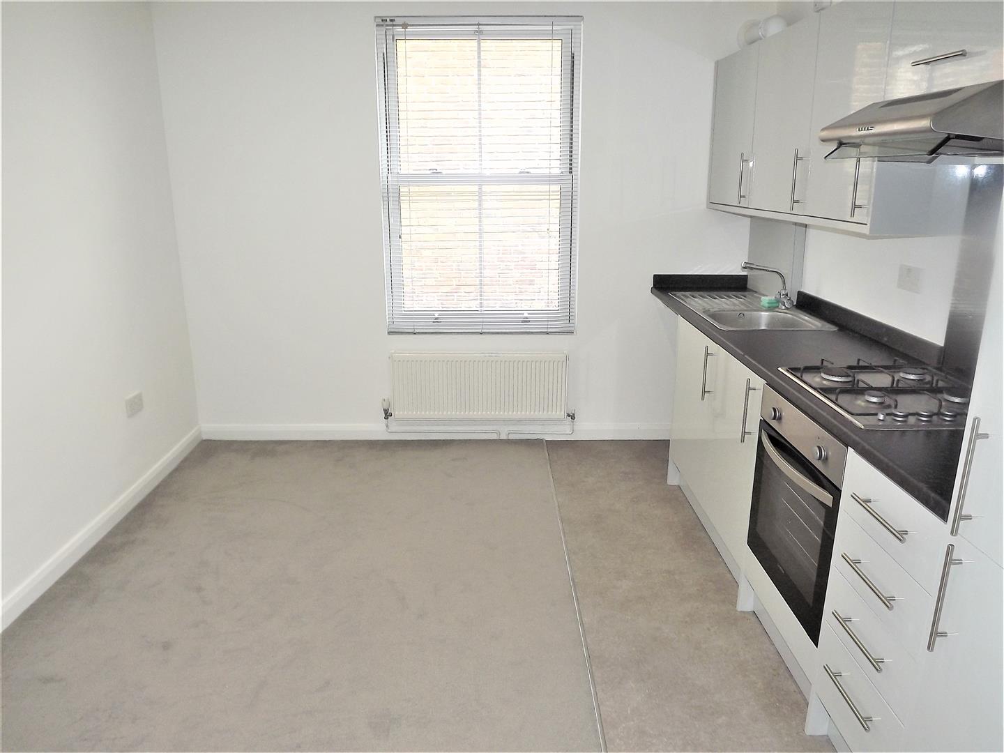Flat North Street in Havant