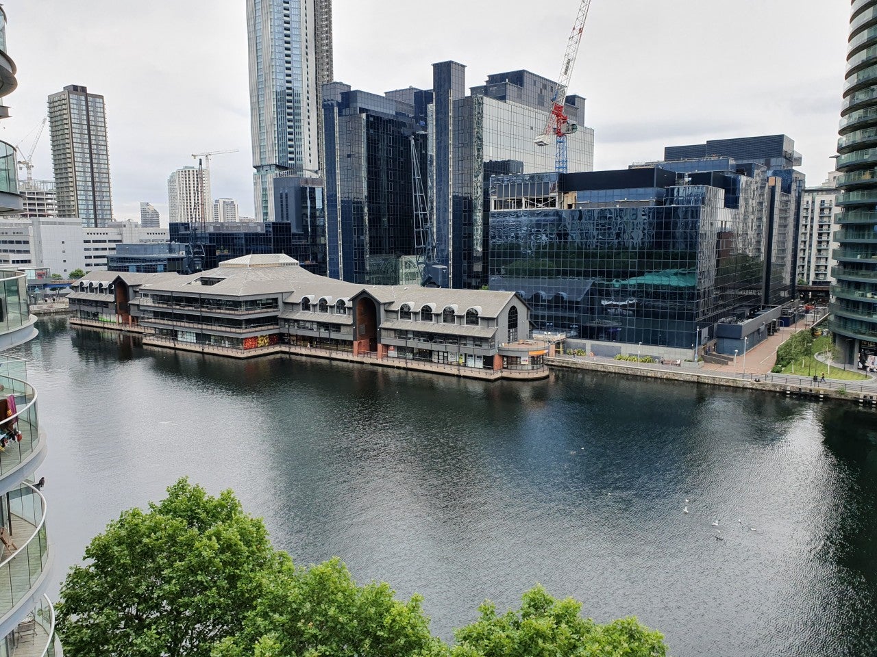 Flat Millharbour in Greater London
