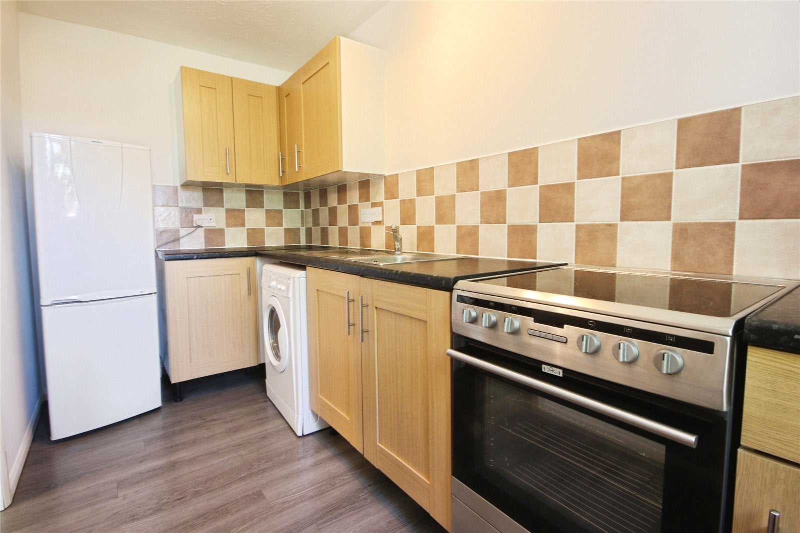 Flat Kilmington Close in Winkfield
