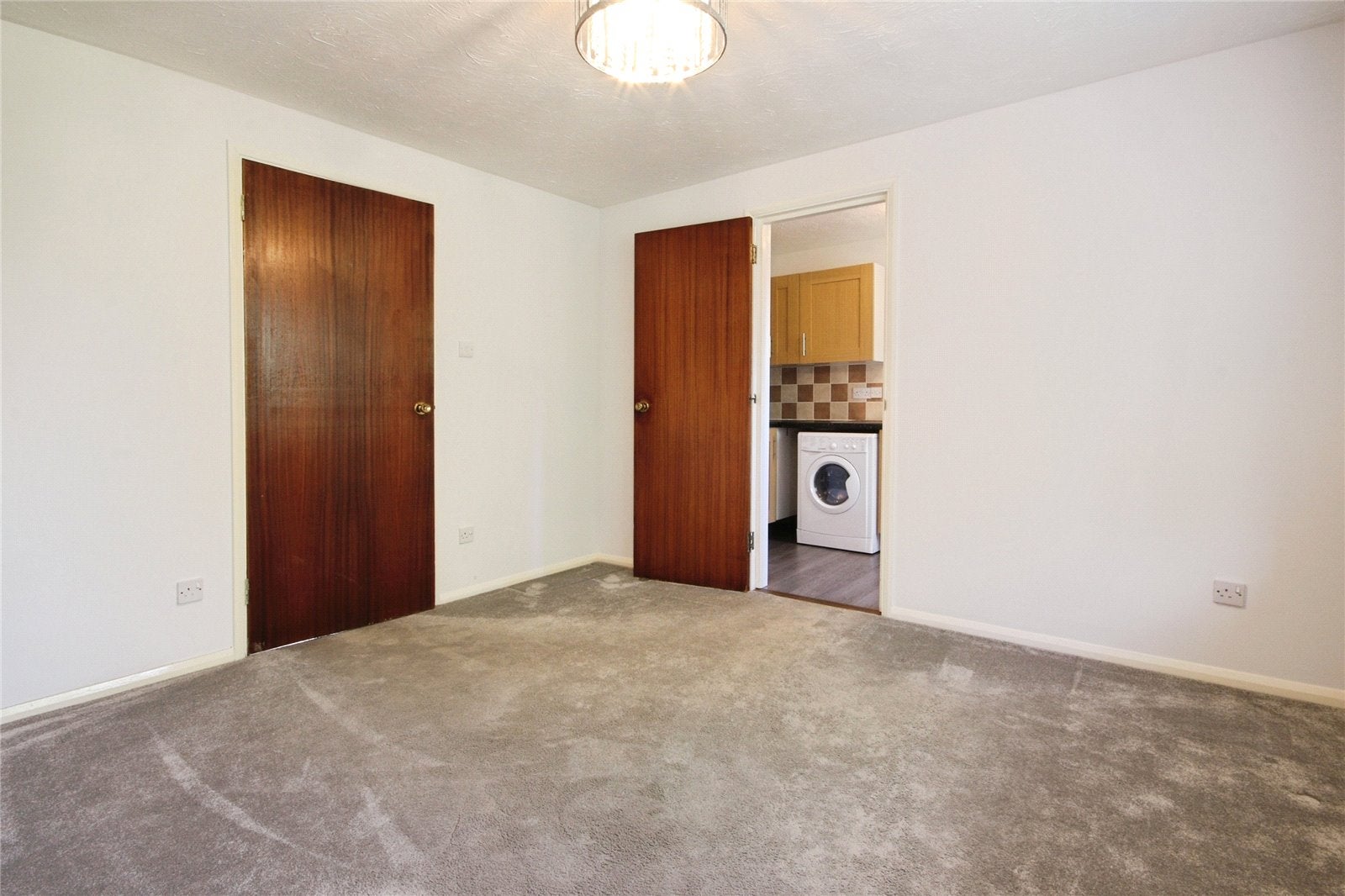 Flat Kilmington Close in Winkfield