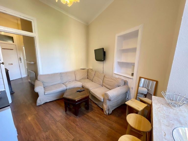 Flat Leith Walk in City of Edinburgh