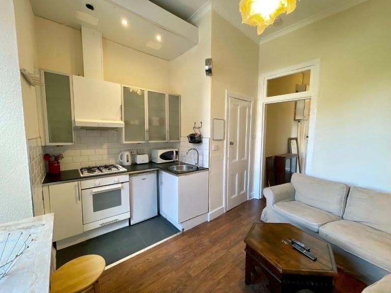 Flat Leith Walk in City of Edinburgh