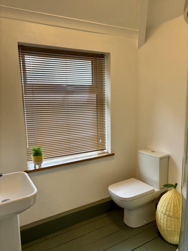 Room Parsonage Road in Manchester