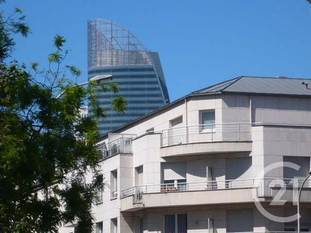 Flat Rue Adam Ledoux in Courbevoie
