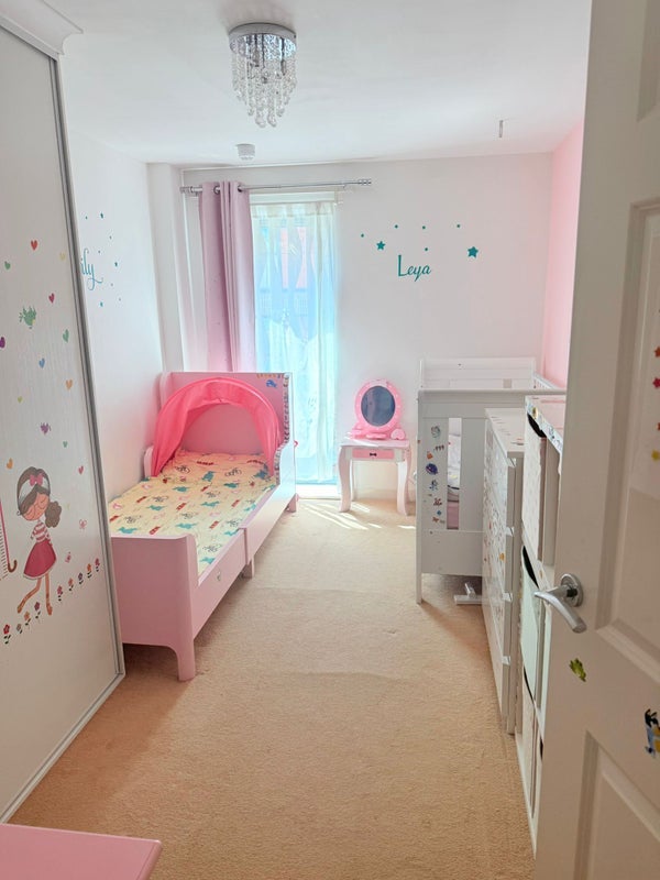 Room Jude Street in Greater London