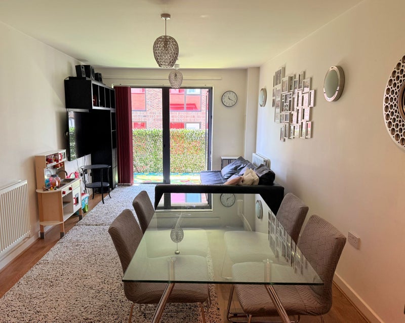 Room Jude Street in Greater London