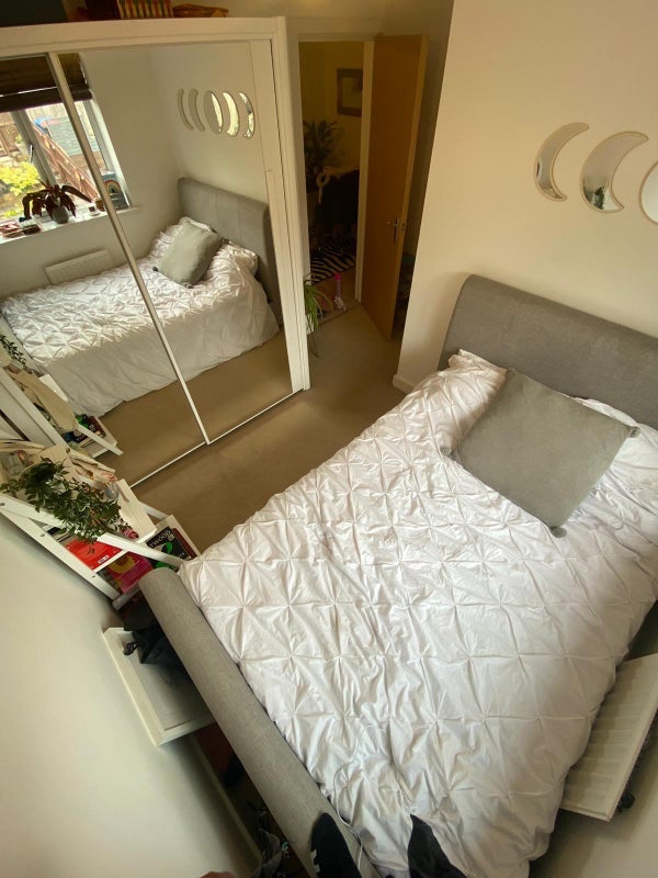 Room Chaucer Way in Salford