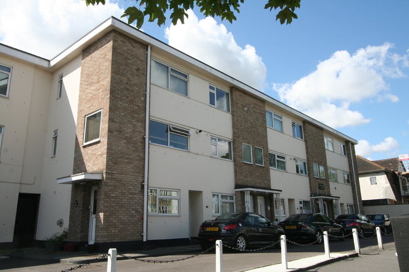 Flat London Road in Southend-on-Sea