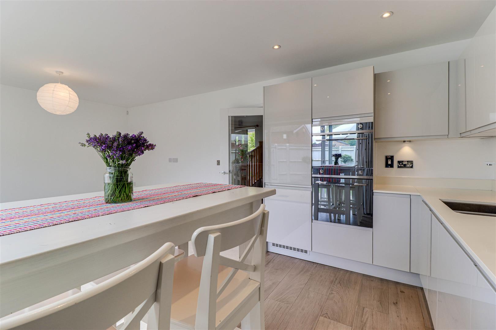 House Kings Mews in Guildford
