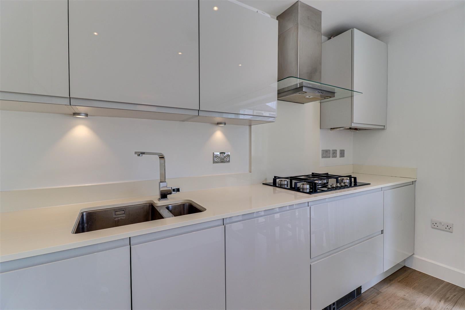 House Kings Mews in Guildford