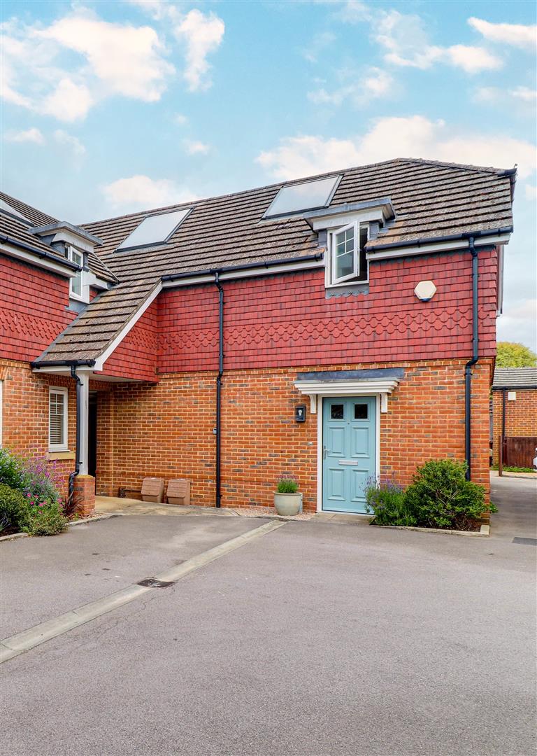 House Kings Mews in Guildford