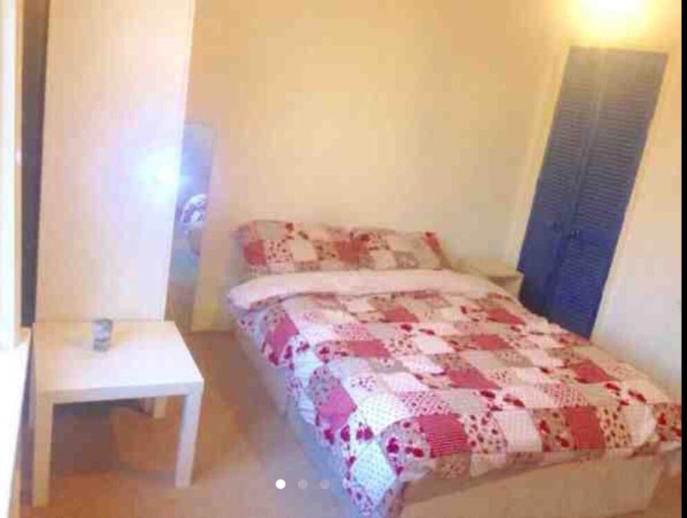 Room Stroud Road in Greater London