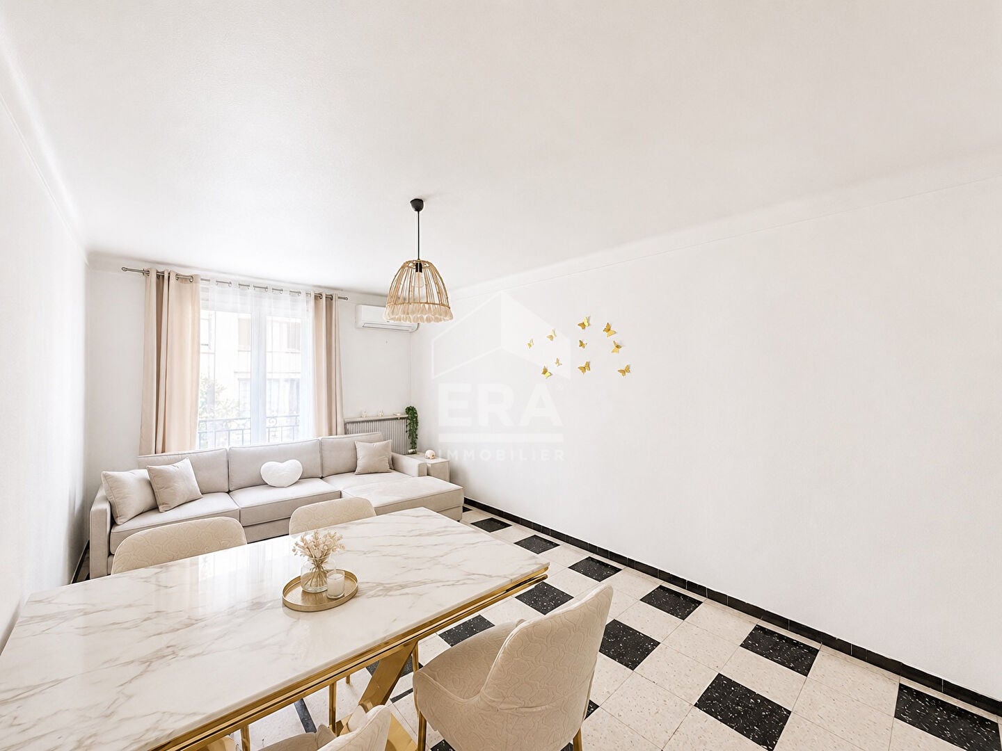 Flat Place Jean Moulin in Perpignan