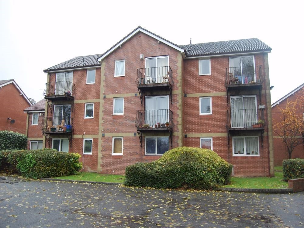 Flat Redburn Road in Newcastle upon Tyne