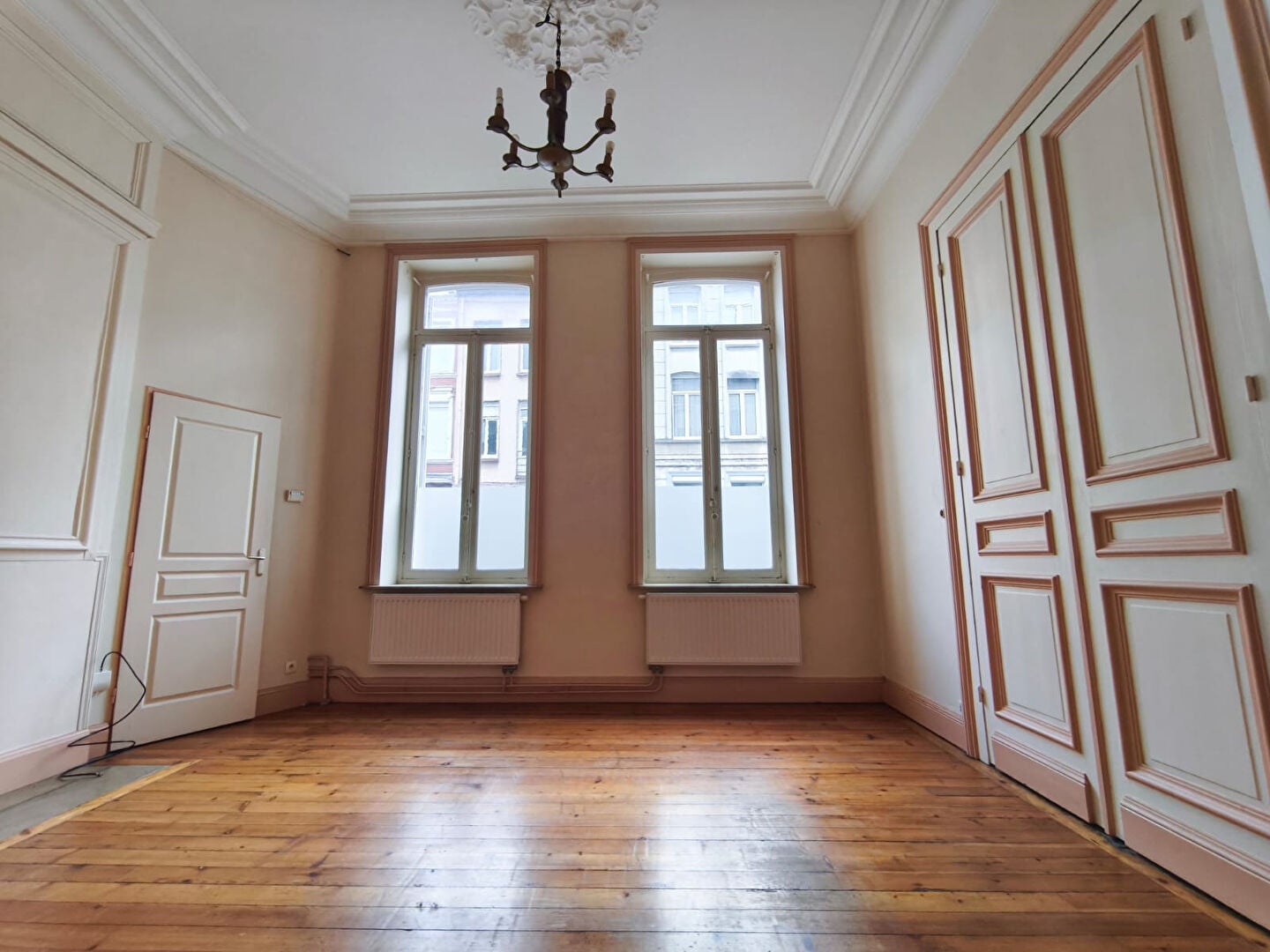 Flat Rue des Pyramides in Lille