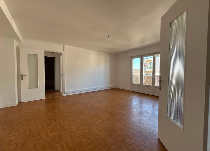 Appartement Avenue de la République à Pontault-Combault