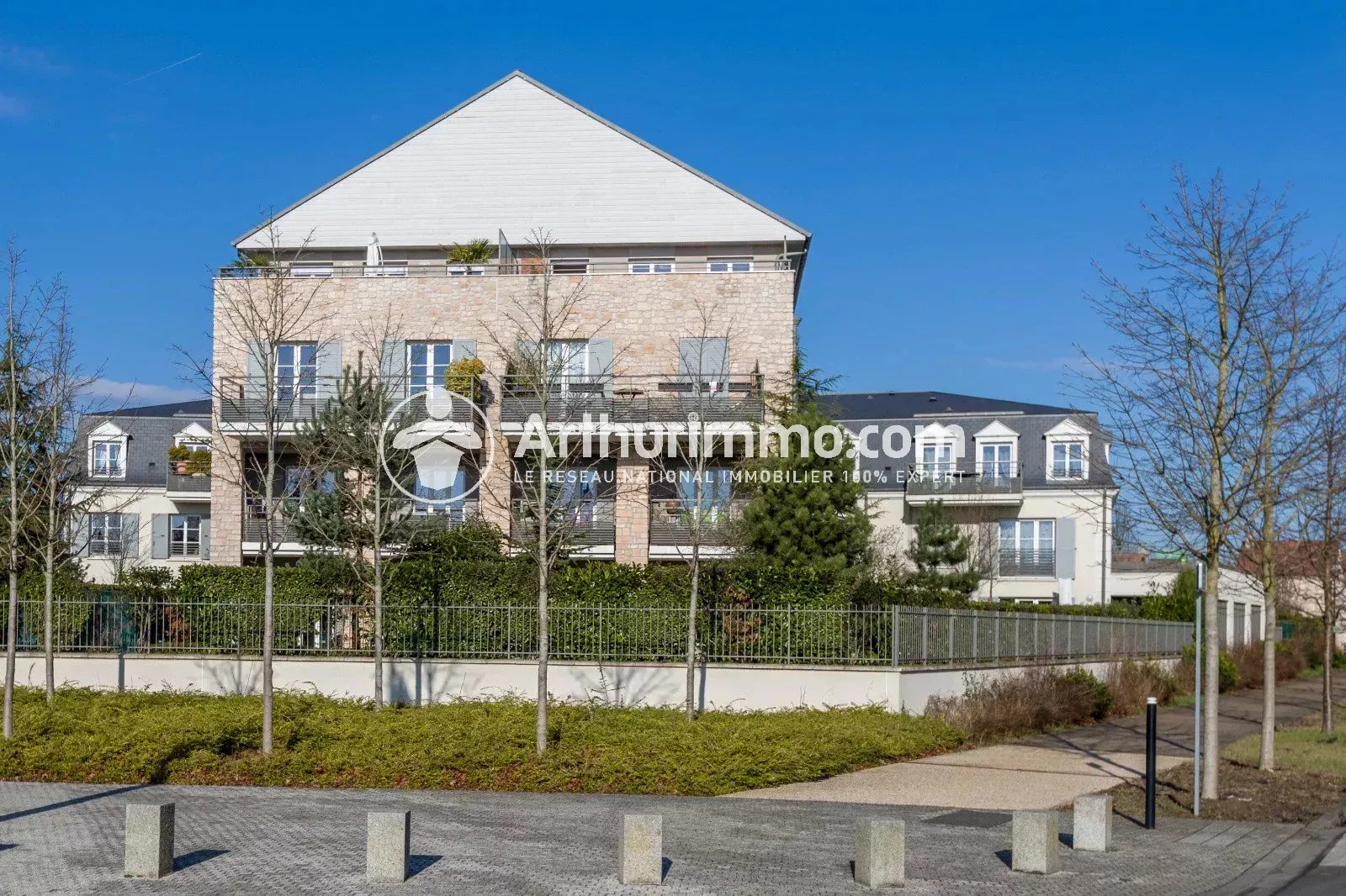 Flat Avenue Paul Vaillant-Couturier in Paray-Vieille-Poste