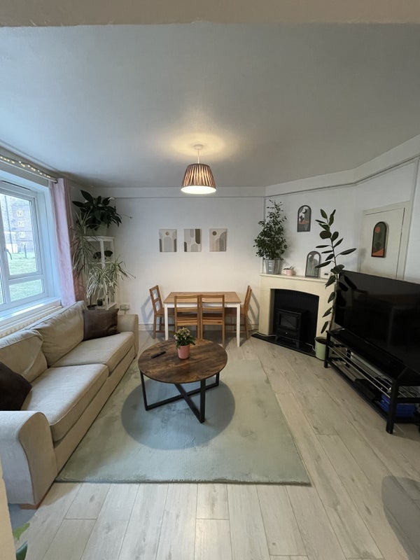Room Craignair Road in Greater London
