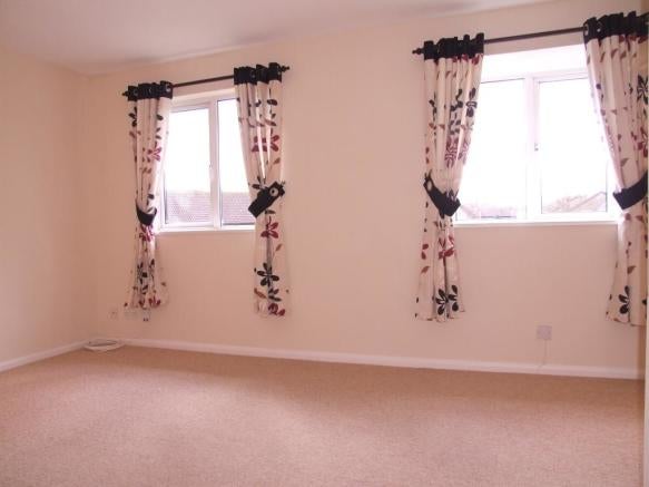 Flat Willowmead Close in Woking