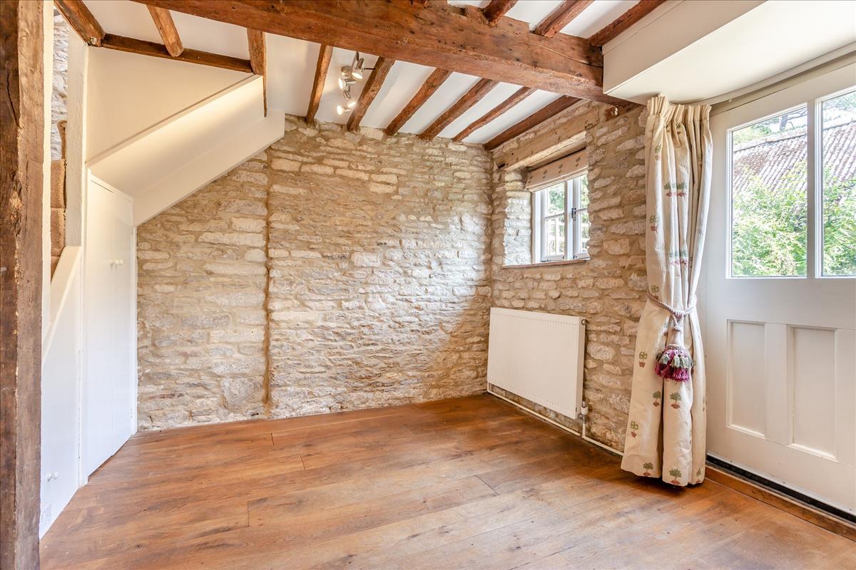House Salt Way in Cotswold District