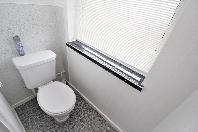 Room Lamberhurst Walk in Crawley