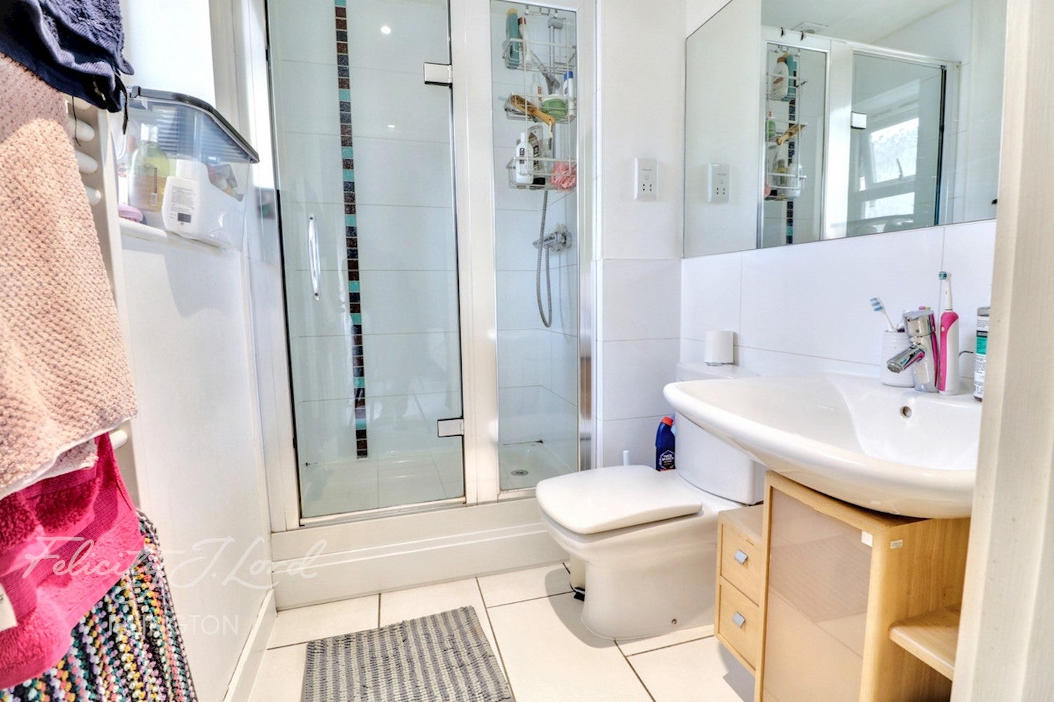 Flat Northpoint Square in Greater London